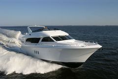 Hatteras 72' Motor Yacht 